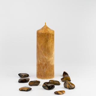 Energetická sviečka JASPIRE® s energiou kameňa Tigrie oko /Panna / 60x150 mm