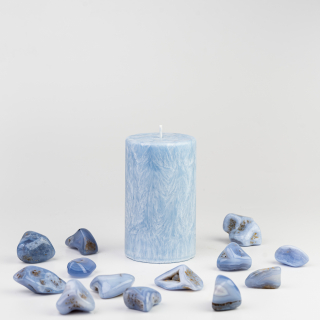 Energetická sviečka JASPIRE® s energiou kameňa Chalcedón modrý/Strelec/70x110 mm